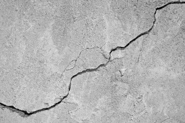 Structural Crack Repair in Cedar Falls